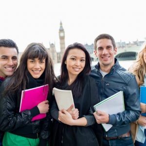 Which Is Best for Students – Travellers Cheque or Forex Card?